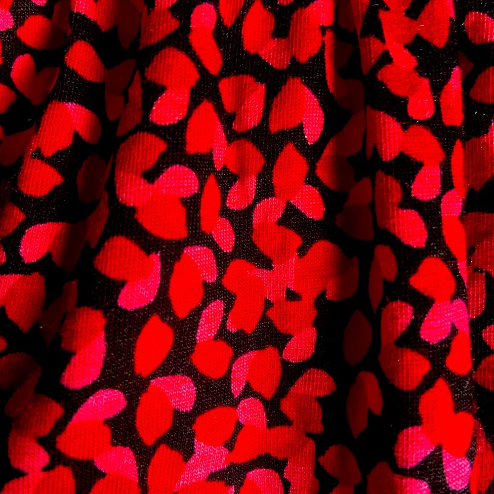 Like new Michael Kors Heart 3/4 sleeve top